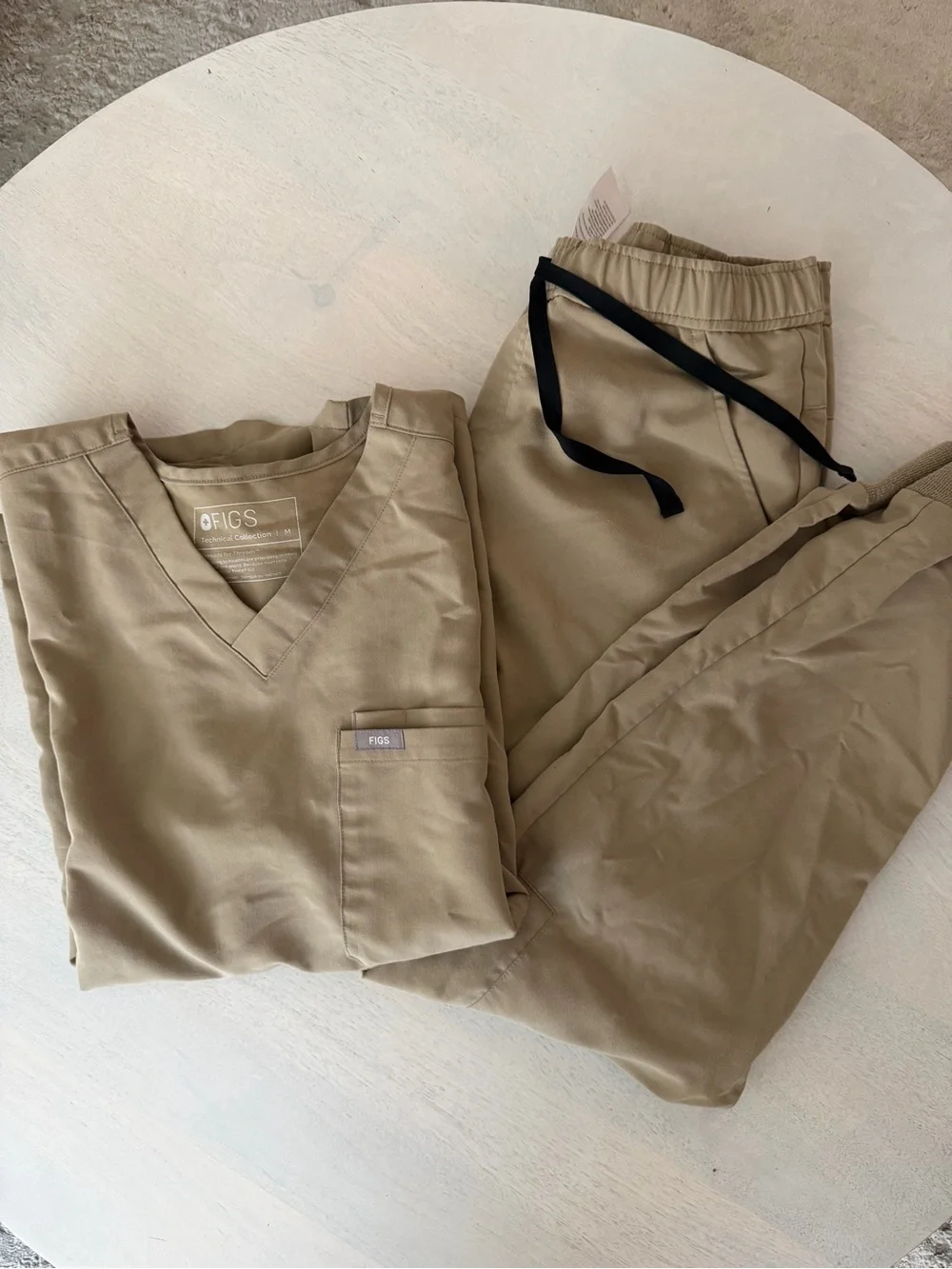 FIGS Men’s Tan Scrub V Neck Top & Pants - Comfortable Professional Fit